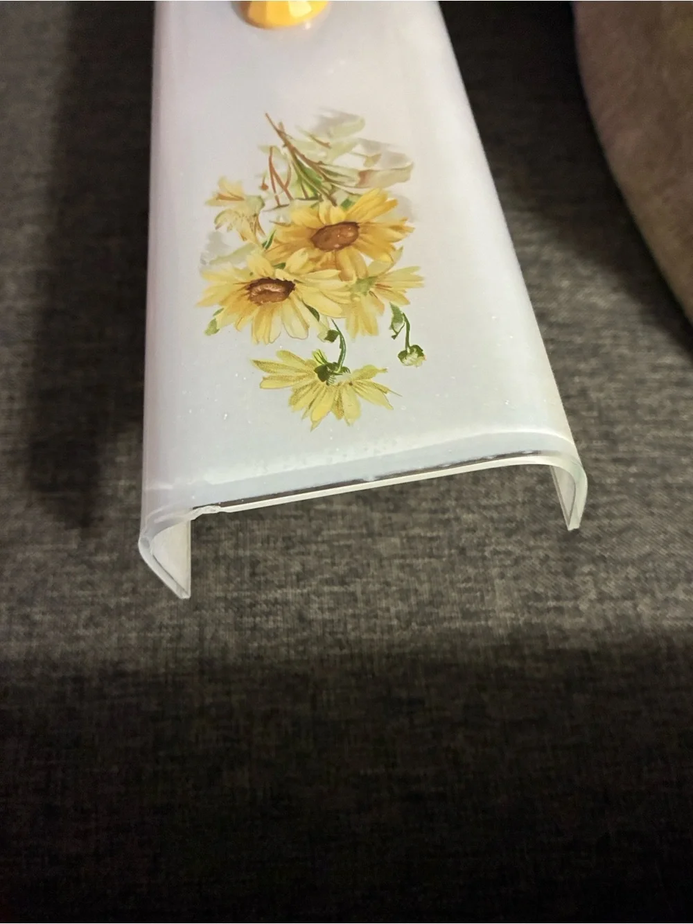 Vintage 1950 – 1970s Sunflower Accent Wall Light fixture w Yellow Floral Detail